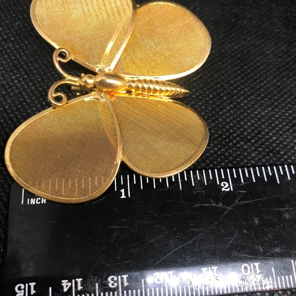 Gold Mesh Butterfly Brooch - Picture 7 of 8